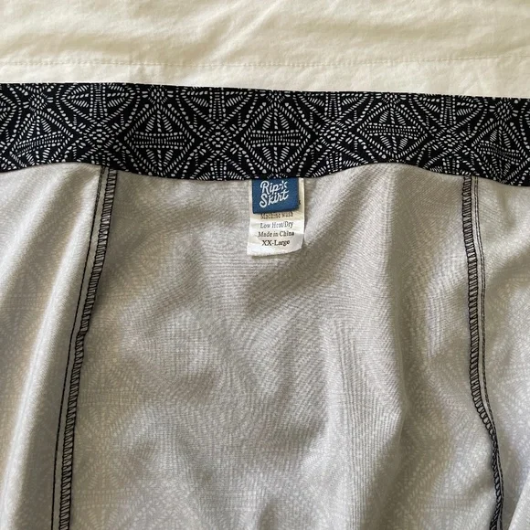 Rip Skirt - Picture 4 of 4